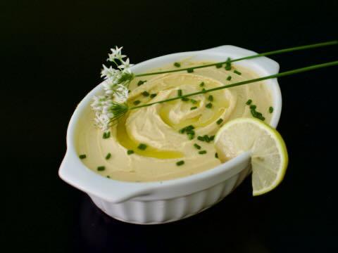Hummusz sárgaborsóból, termofil savanyítással